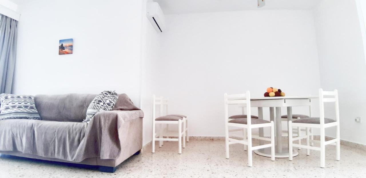 Coral Bay Suite Cyprus 外观 照片